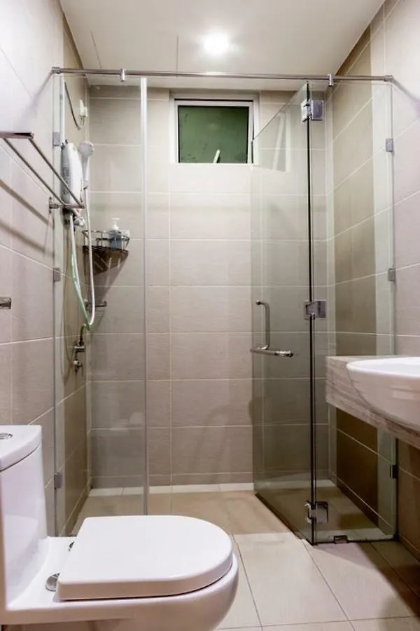 Summerton Luxury Suite By D Imperio Homestay Penang Bayan Lepas