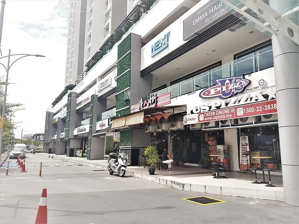 Summerton Luxury Suite By D Imperio Homestay Penang 바얀레파스 말레이시아