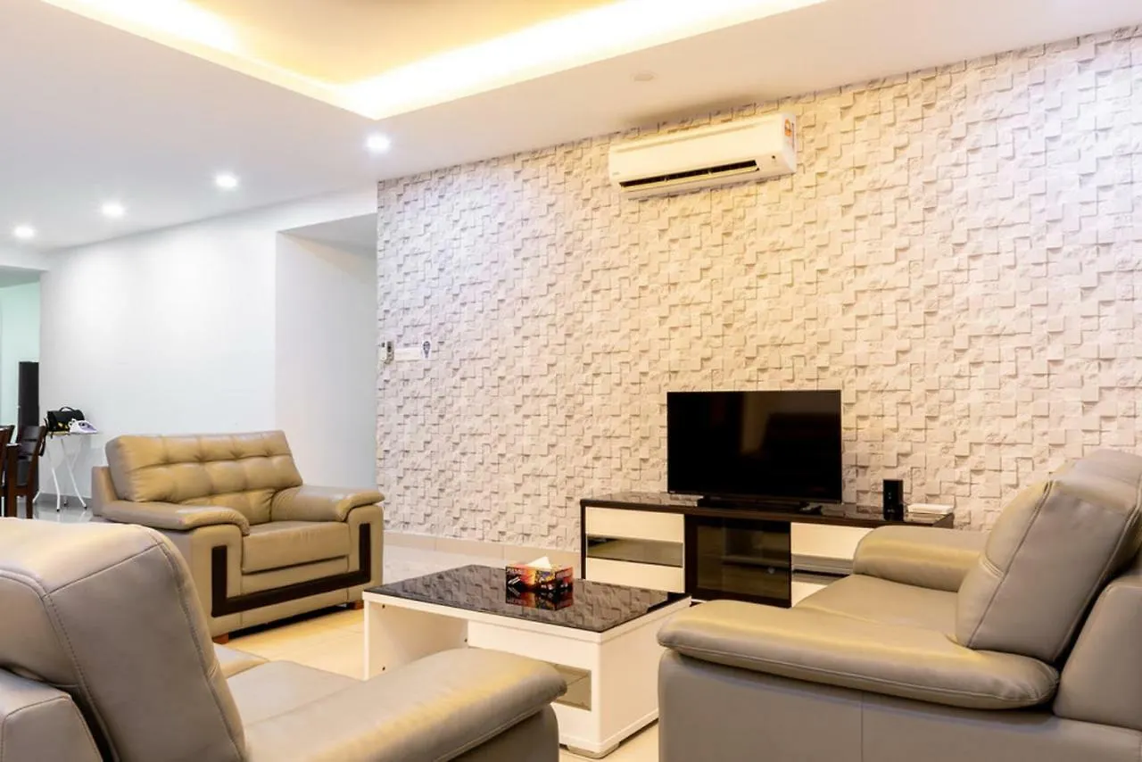 Summerton Luxury Suite By D Imperio Homestay Penang 바얀레파스 저렴한 가격의 호텔